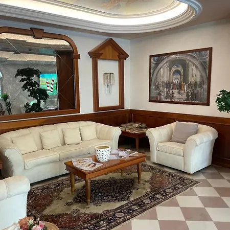 Park Cellini Лидо-ди-Езоло