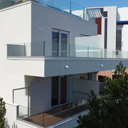 מלון Park Cellini 4*