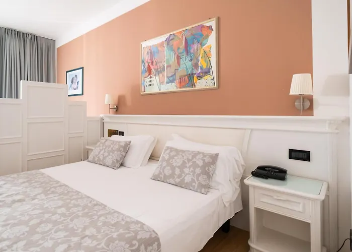 切利尼公园酒店