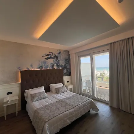 Отель Park Cellini 4*