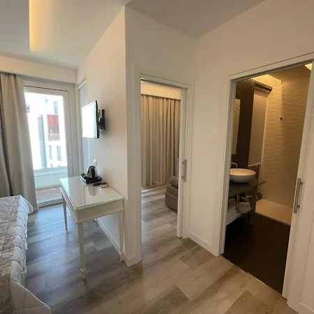 Park Cellini Лидо-ди-Езоло