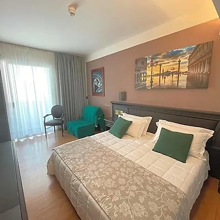 Park Cellini Hotel 4*