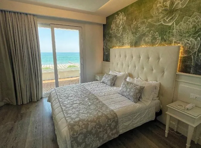 Park Cellini 4*