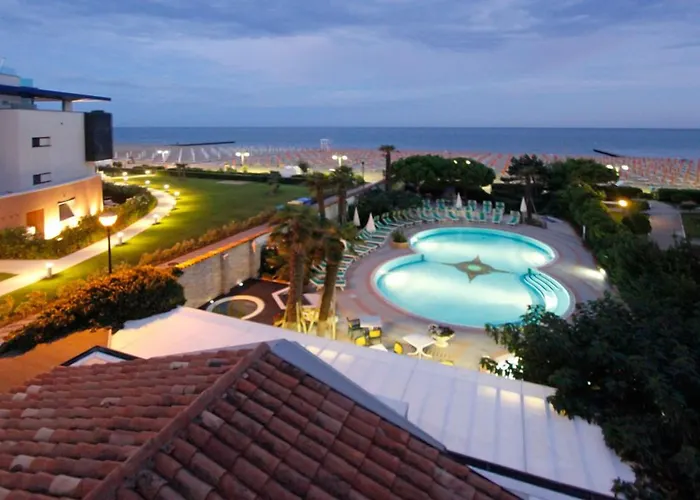 Park Cellini 4*