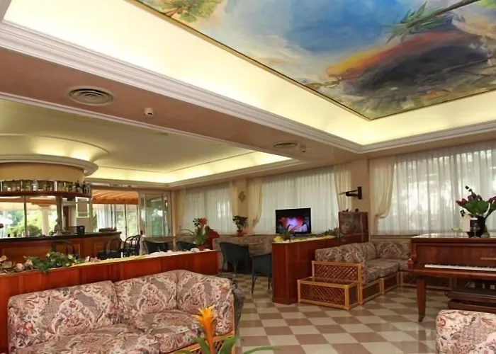 Park Cellini Hotel