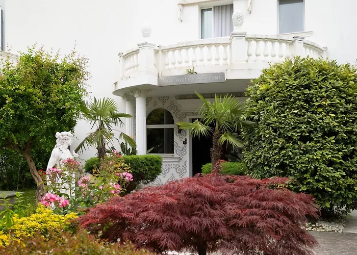 Park Cellini 4*