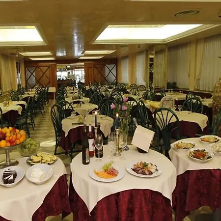 Отель Park Cellini 4*